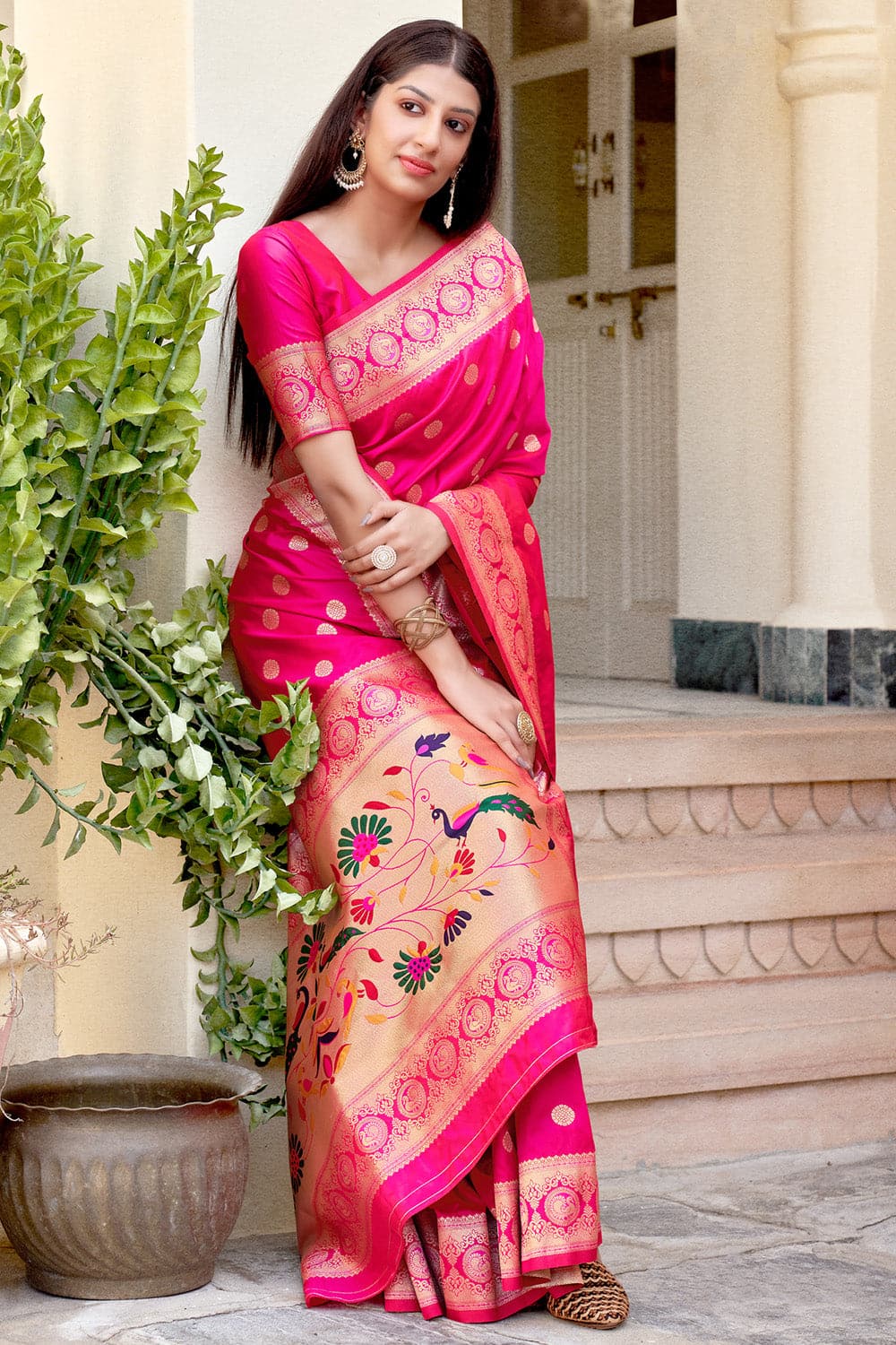 🦚Anupama Paithani !❤️* Fabric :- Soft Pethani silk saree with peacock  design weawing Pallu & All over small Zari motifs & Mee... | Instagram